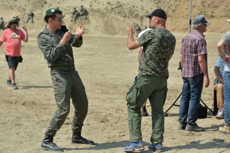 GORAN VI&Scaron;NJIĆ FASCINIRAN HRVATSKOM SAHAROM: Pauzu na snimanju iskoristio za selfije s devama i konjima