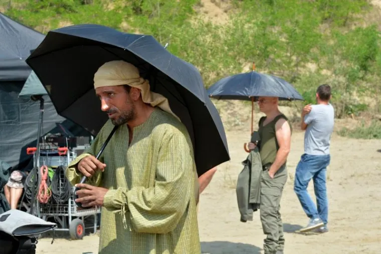 GORAN VI&Scaron;NJIĆ FASCINIRAN HRVATSKOM SAHAROM: Pauzu na snimanju iskoristio za selfije s devama i konjima