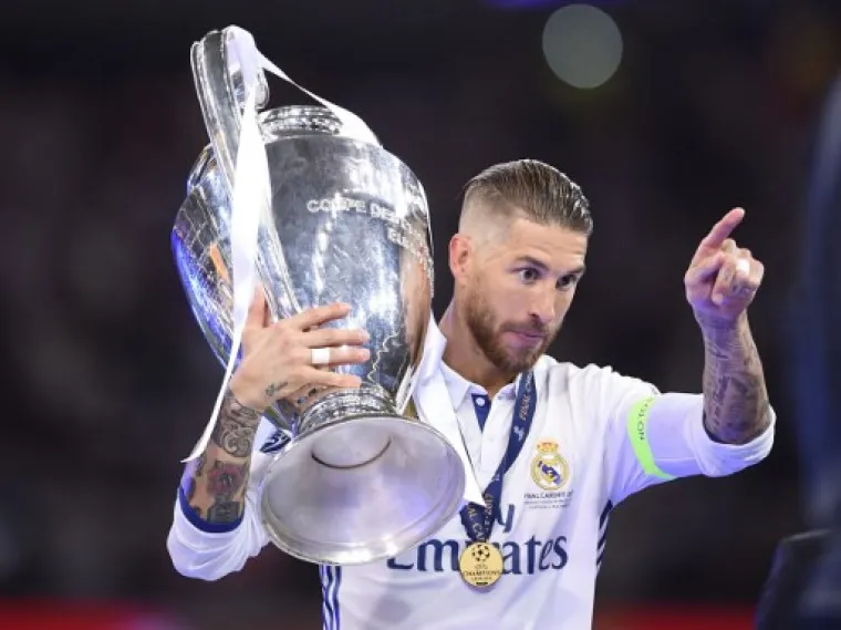 SLAVLJE KRALJEVA: Modrić u emotivnom zagrljaju s djecom, tužna lica igrača Juventusa