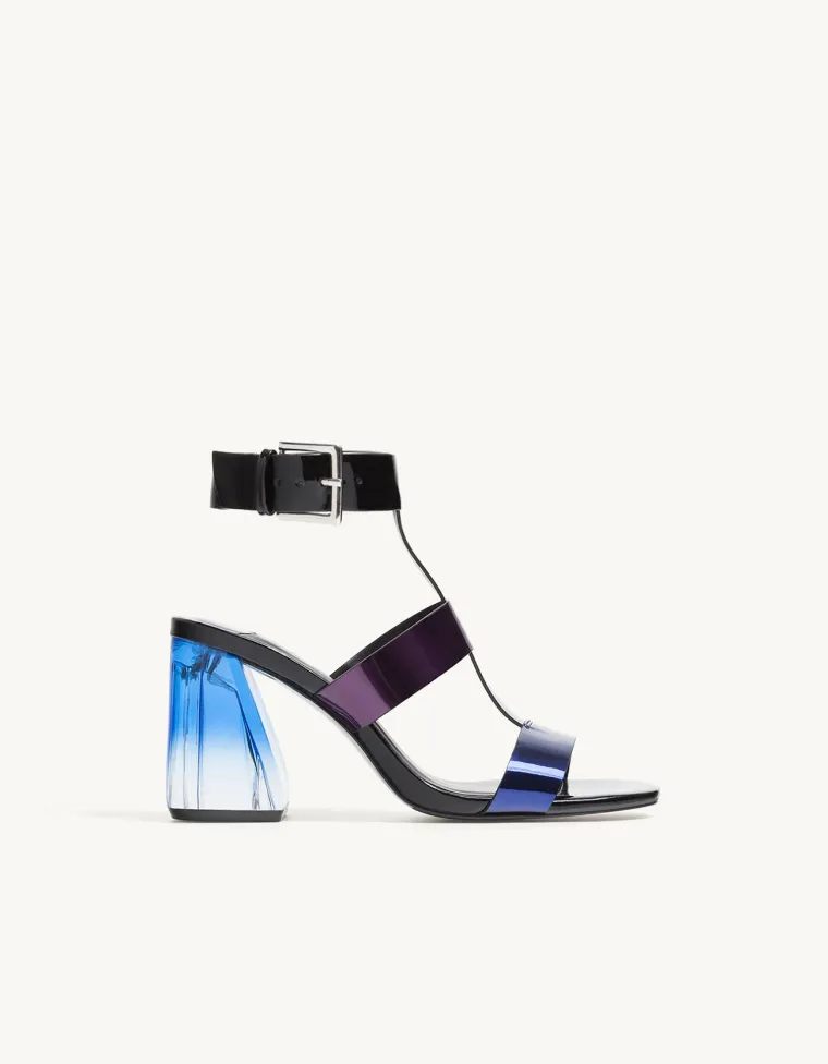 Stradivarius, 299,90 kuna