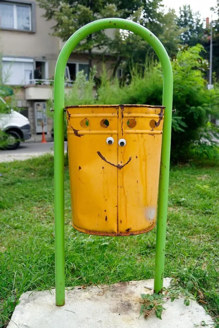 JEFTINO RJE&Scaron;ENJE: Grad se raspada, no par očiju sve popravi i vraća osmijeh