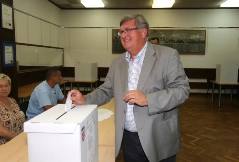 Gradonačelnik Rijeke Vojko Obersnel (SDP) ipak mora u drugi krug.