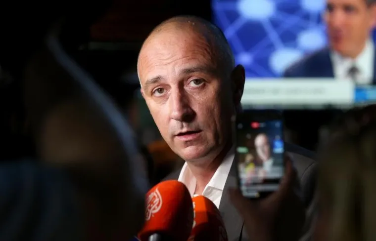 ZAGREB: Čekanje rezultata drugog kruga lokalnih izbora u stožeru Anke Mrak-Tarita&scaron;