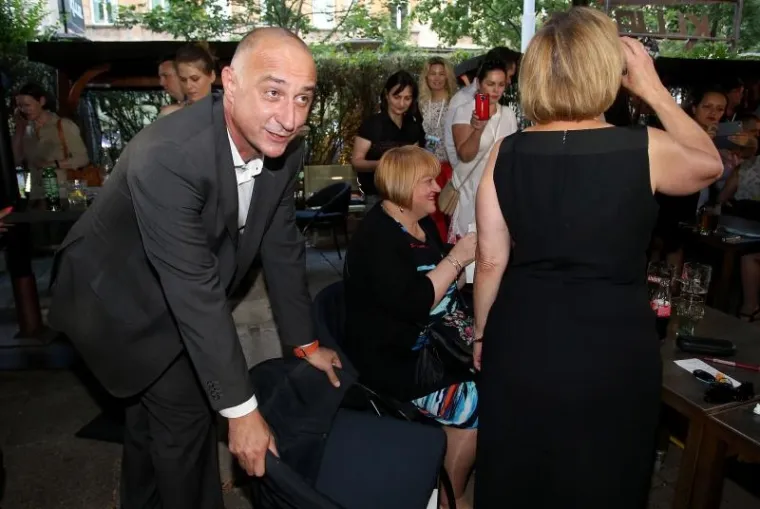 ZAGREB: Čekanje rezultata drugog kruga lokalnih izbora u stožeru Anke Mrak-Tarita&scaron;