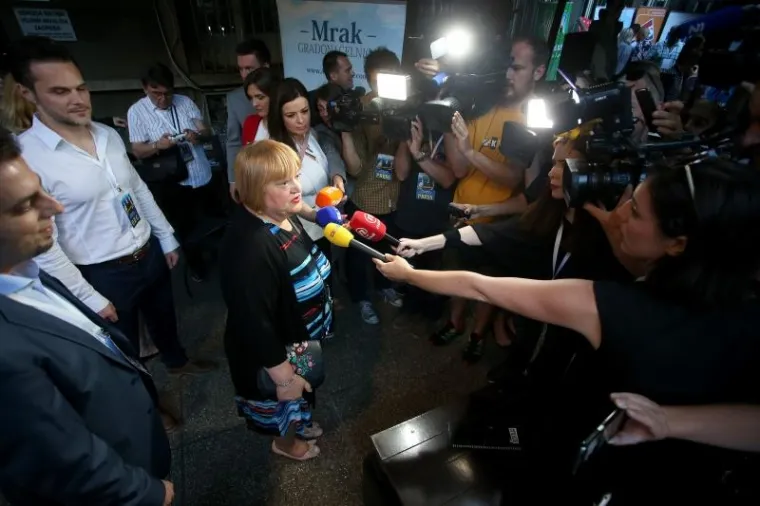 ZAGREB: Čekanje rezultata drugog kruga lokalnih izbora u stožeru Anke Mrak-Tarita&scaron;