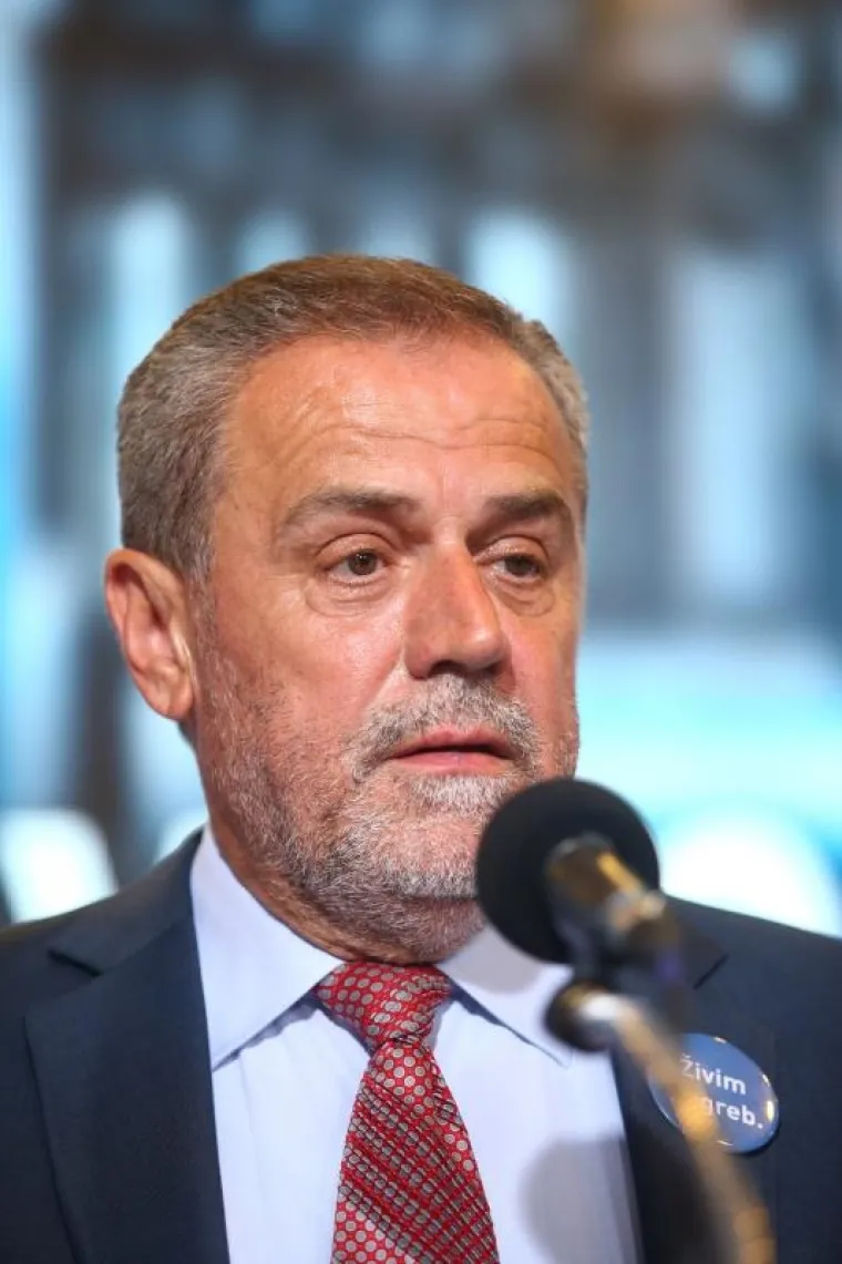 ZAGREB: Milan Bandić održao govor nakon pobjede u drugom krugu lokalnih izbora