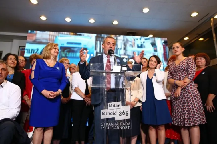 ZAGREB: Milan Bandić održao govor nakon pobjede u drugom krugu lokalnih izbora