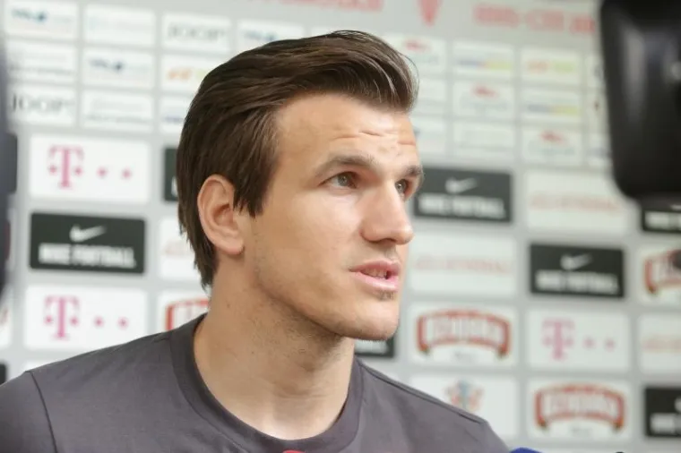 OKUPLJANJE VATRENIH U ZAGREBU: Počinje 'akcija Island'