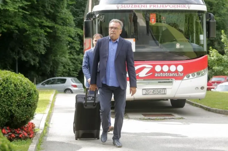 OKUPLJANJE VATRENIH U ZAGREBU: Počinje 'akcija Island'