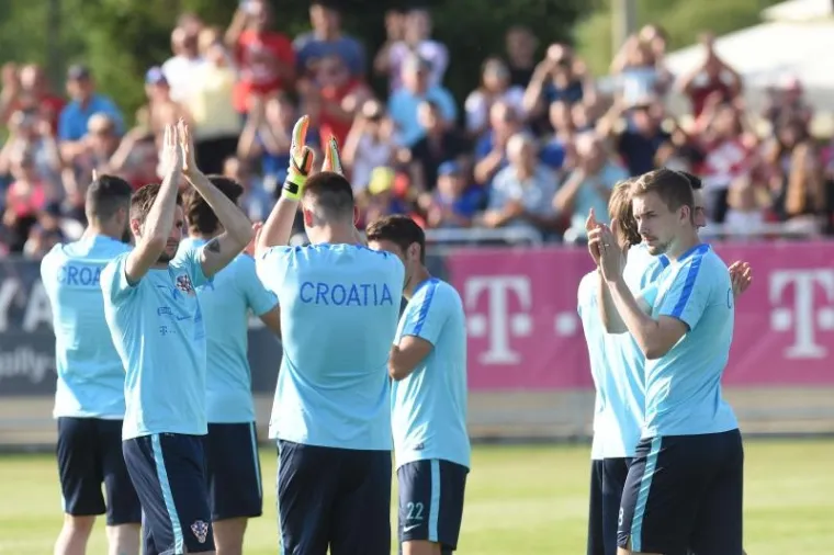 VATRENI SE PRIPREMAJU ZA ISLAND: Čačićevi izabranici spremni za nastavak kvalifikacija za odlazak na Svjetsko prvenstvo