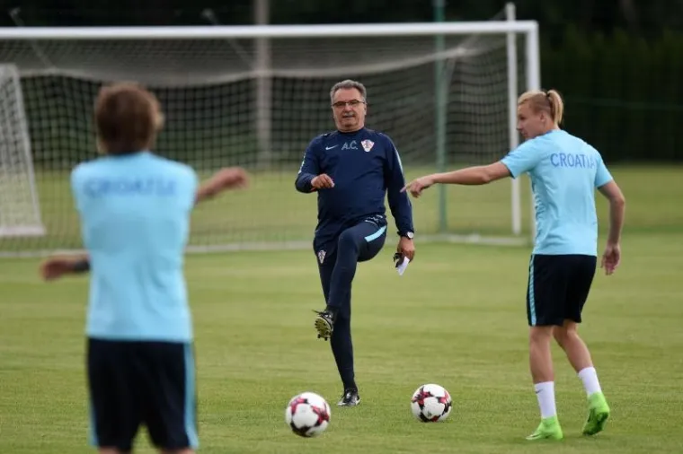 VRATIO MU SE OSMIJEH NA LICE: Mandžukić zaliječio rane iz finala Lige prvaka i priključio se Vatrenima