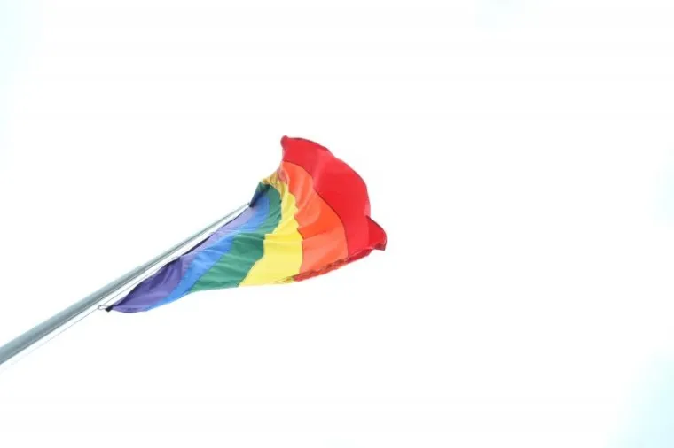 Zastave duginih boja na Trgu kralja Tomislava najavljuju 16. Povorku ponosa