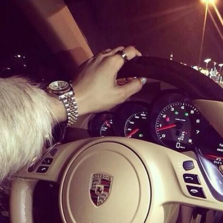 BOGATA DJEČURLIJA STVARNO NEMA MJERU: Pogledajte kako se novcem razbacuju djeca bogatih &Scaron;vicaraca