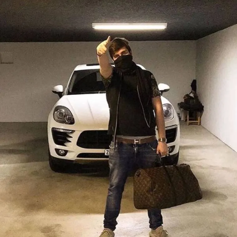 BOGATA DJEČURLIJA STVARNO NEMA MJERU: Pogledajte kako se novcem razbacuju djeca bogatih &Scaron;vicaraca