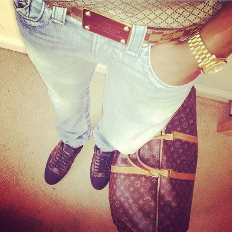 BOGATA DJEČURLIJA STVARNO NEMA MJERU: Pogledajte kako se novcem razbacuju djeca bogatih &Scaron;vicaraca