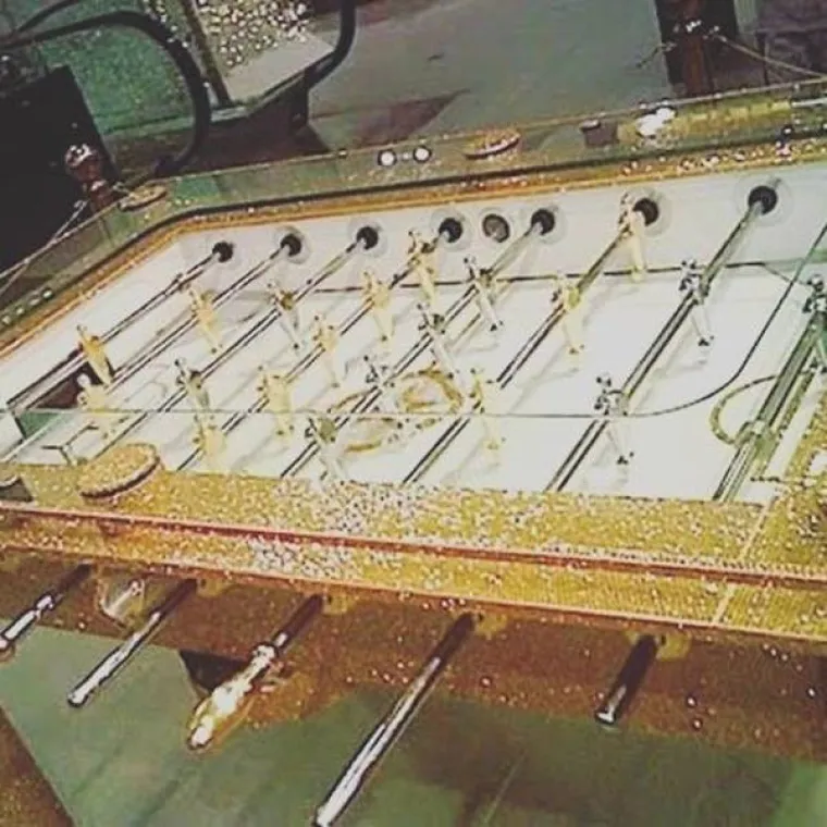 BOGATA DJEČURLIJA STVARNO NEMA MJERU: Pogledajte kako se novcem razbacuju djeca bogatih &Scaron;vicaraca