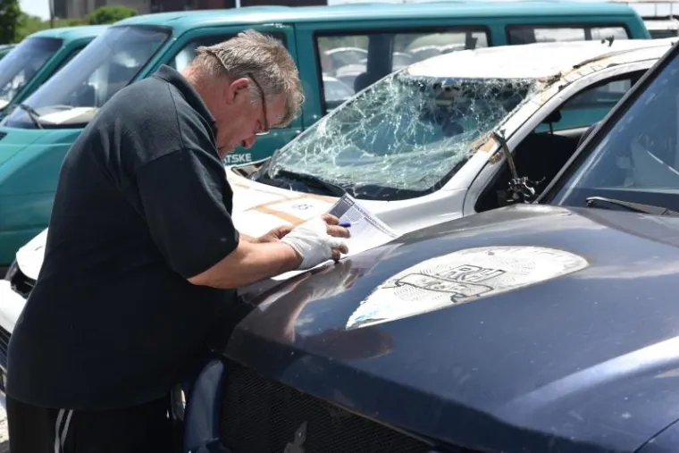 USKORO VELIKA DRAŽBA DRŽAVNIH AUTA: Pogledajte &scaron;to se sve nudi, možda nađete ne&scaron;to za sebe