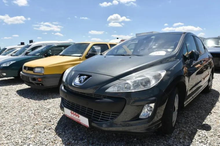 USKORO VELIKA DRAŽBA DRŽAVNIH AUTA: Pogledajte &scaron;to se sve nudi, možda nađete ne&scaron;to za sebe