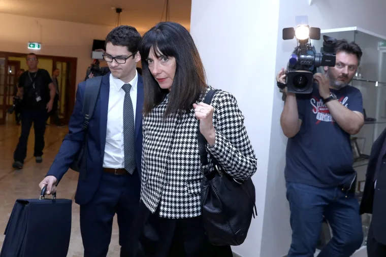 Klub zastupnika HDZ-a prije glasovanja u Saboru o povjerenju novim ministrima