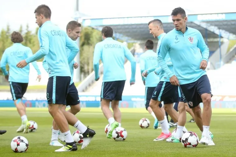 VATRENI ODRADILI TRENING NA ISLANDU: Pogledajte kako je izgledala posljednja provjera uoči utakmice