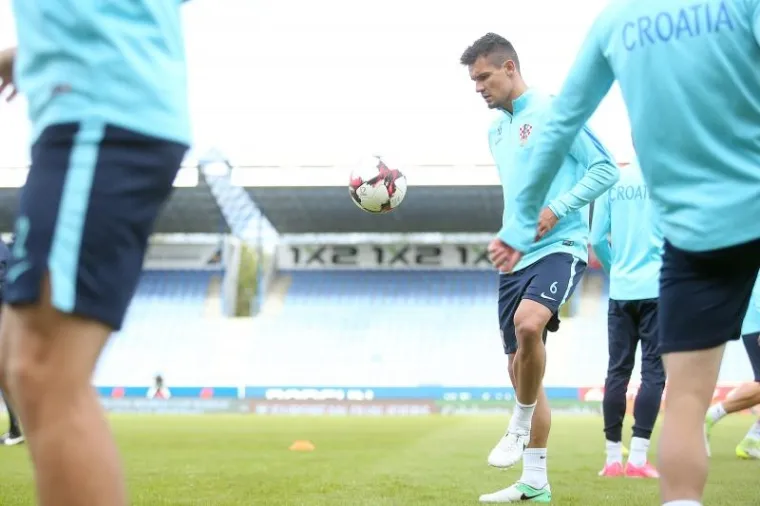 VATRENI ODRADILI TRENING NA ISLANDU: Pogledajte kako je izgledala posljednja provjera uoči utakmice