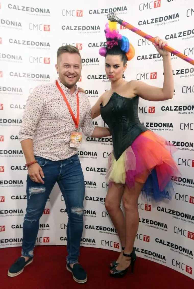 CMC FESTIVAL OKUPIO KREMU DOMAĆE ESTRADE: Sve se sjajilo od čudesnih haljina i raskošnih nastupa, pogledajte ih samo