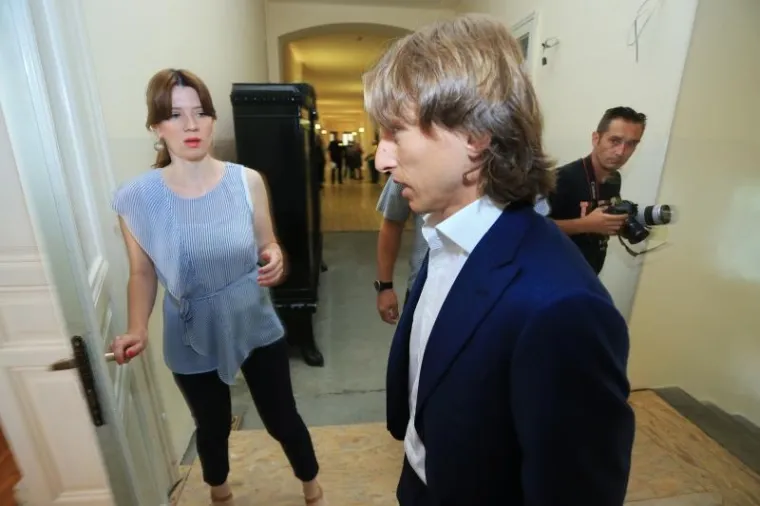 SUĐENJE ZDRAVKU MAMIĆU: Luka Modrić stigao na sud, sjeo na klupu za svjedoke