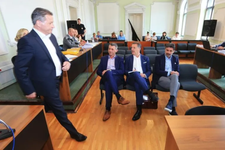 SUĐENJE ZDRAVKU MAMIĆU: Luka Modrić stigao na sud, sjeo na klupu za svjedoke