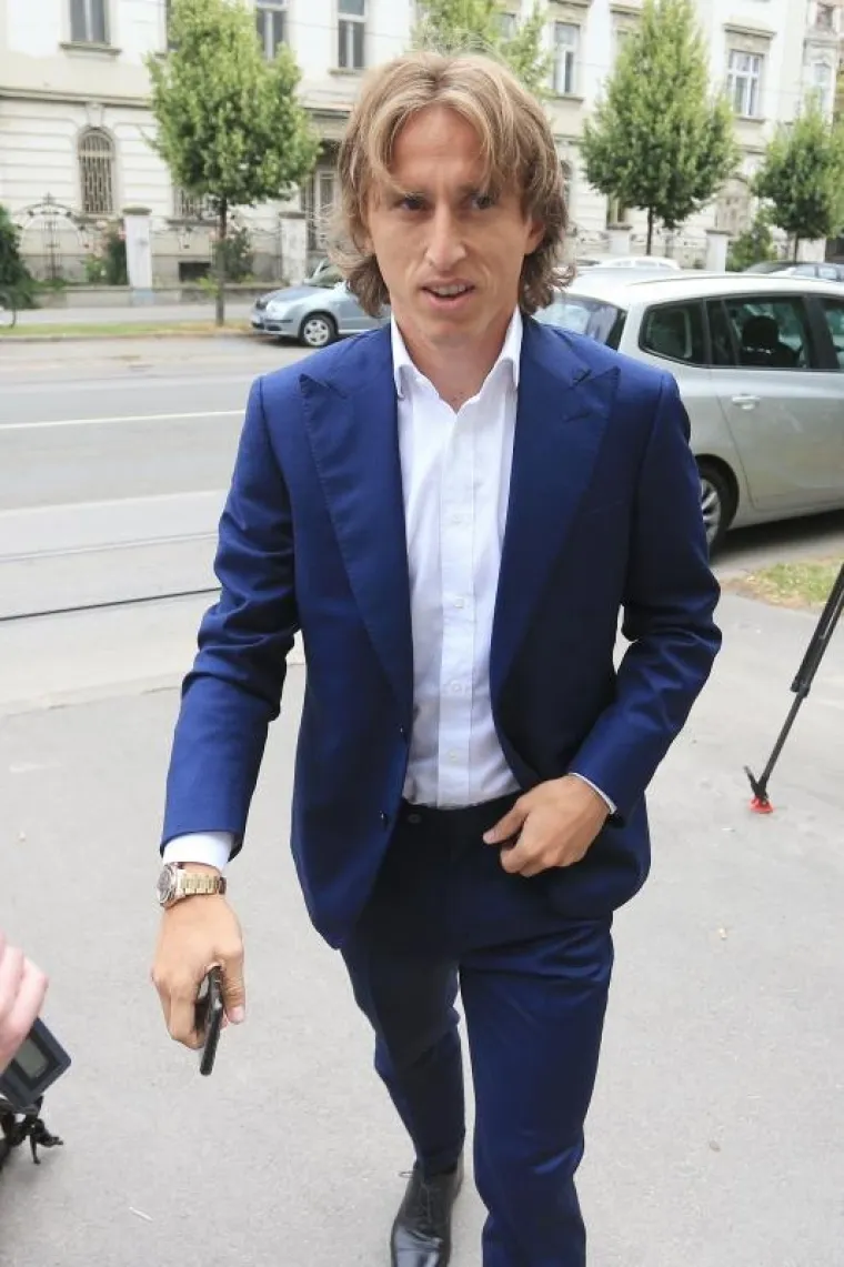 SUĐENJE ZDRAVKU MAMIĆU: Luka Modrić stigao na sud, sjeo na klupu za svjedoke