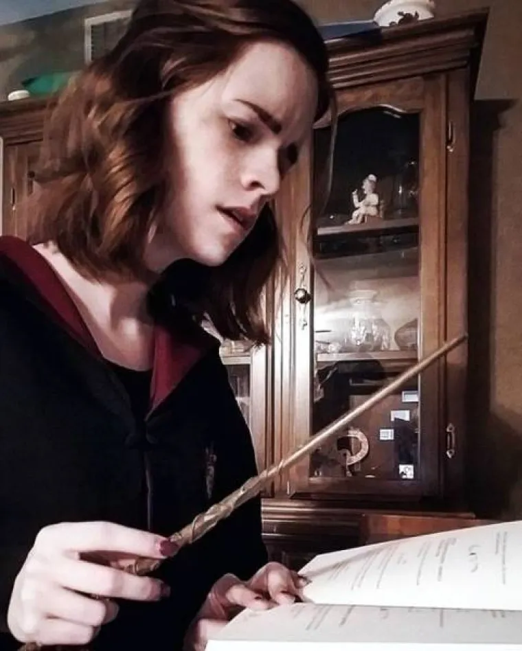NE, ONA NIJE POZNATA GLUMICA, SAMO NJEZIN KLON! Emma Watson ima 'duplića', provjerite može li zavarati i vas