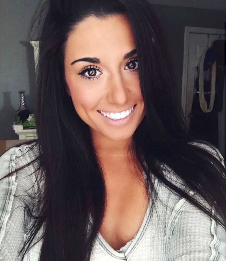 TAJNI ADUT LJEPOTICA: Pokazuju obline, ali svi gledaju ne&scaron;to posve drugo...