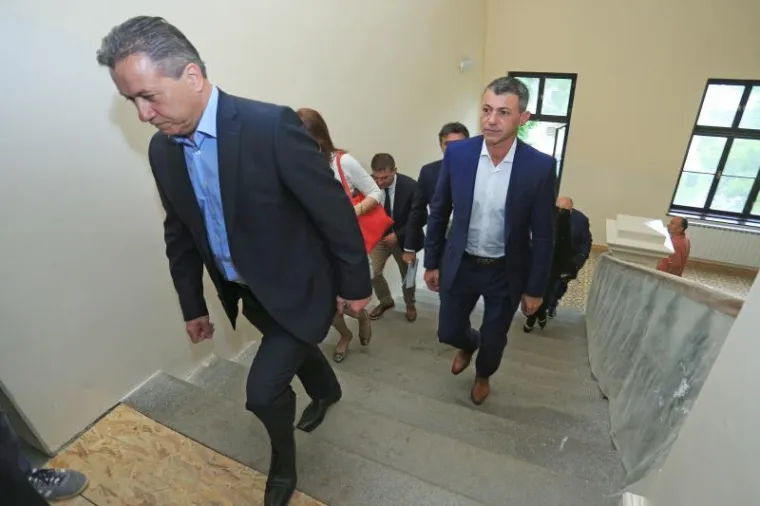 INCIDENT NA SUĐENJU MAMIĆU: Pogledajte kako je Zdravko Mamić poludio na svoje odvjetnike