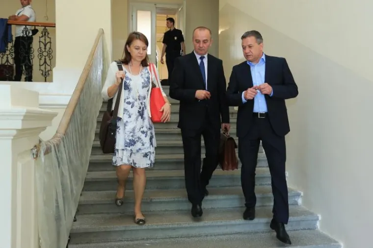 INCIDENT NA SUĐENJU MAMIĆU: Pogledajte kako je Zdravko Mamić poludio na svoje odvjetnike