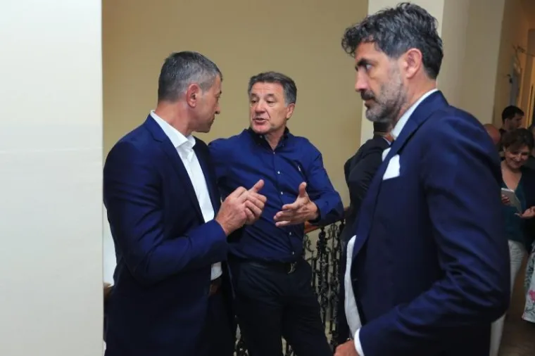 INCIDENT NA SUĐENJU MAMIĆU: Pogledajte kako je Zdravko Mamić poludio na svoje odvjetnike