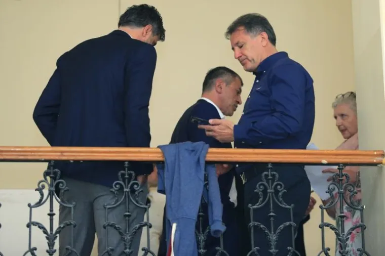 INCIDENT NA SUĐENJU MAMIĆU: Pogledajte kako je Zdravko Mamić poludio na svoje odvjetnike