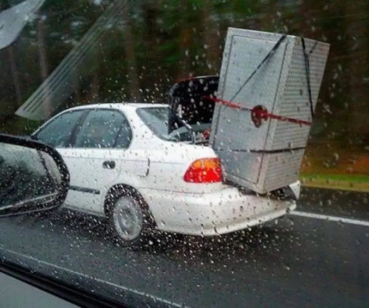 HLADNI RAT IDIOTA: Amerikanci se trude nadma&scaron;iti Ruse u bizarlucima, a to nije ba&scaron; lako...