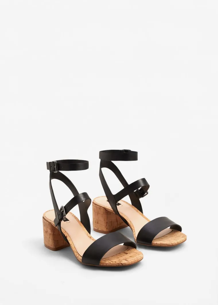 Sandale - 129,90 kuna (sniženo sa 299,90 kuna)