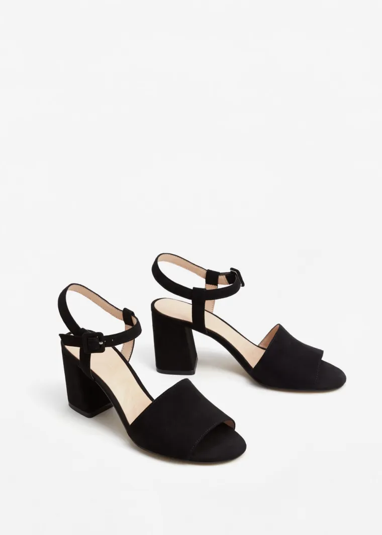 Sandale - 129,90 kuna (sniženo sa 249,90 kuna)