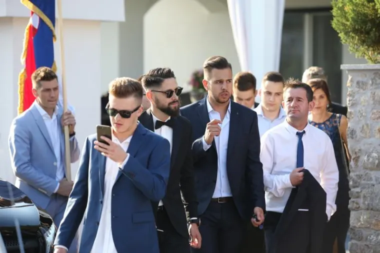 RASKO&Scaron;NO VJENČANJE NAKON DUGOGODI&Scaron;NJE LJUBAVI: Mateo Kovačić oženio prelijepu Izabel