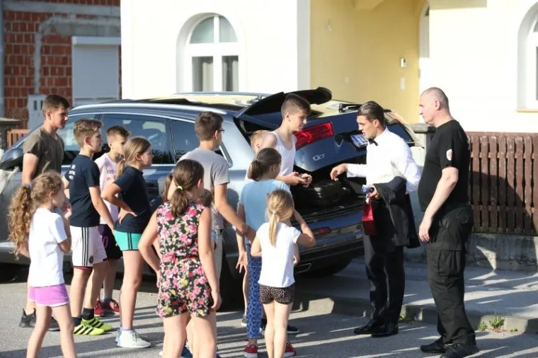 RASKO&Scaron;NO VJENČANJE NAKON DUGOGODI&Scaron;NJE LJUBAVI: Mateo Kovačić oženio prelijepu Izabel