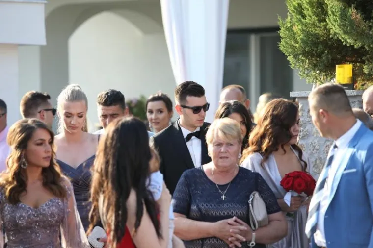 RASKO&Scaron;NO VJENČANJE NAKON DUGOGODI&Scaron;NJE LJUBAVI: Mateo Kovačić oženio prelijepu Izabel