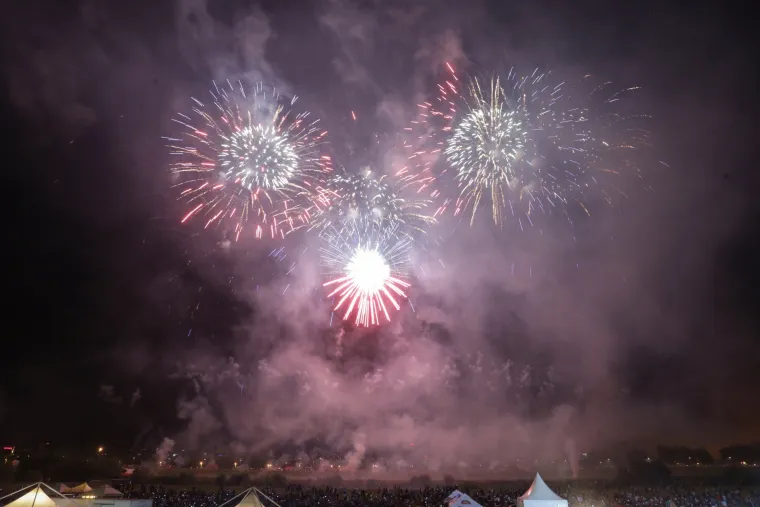 Nastup grupe Mirnovec na 17. Međunarodnom festivalu vatrometa