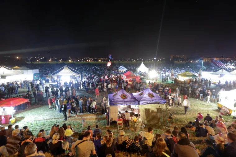 Nastup grupe Mirnovec na 17. Međunarodnom festivalu vatrometa