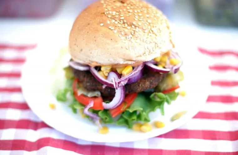 VegeSajam na kojem svi Zagrepčani mogu pogledati - i probati - ponudu veganskih proizvoda i slastica