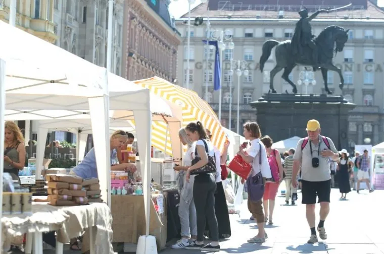 VegeSajam na kojem svi Zagrepčani mogu pogledati - i probati - ponudu veganskih proizvoda i slastica