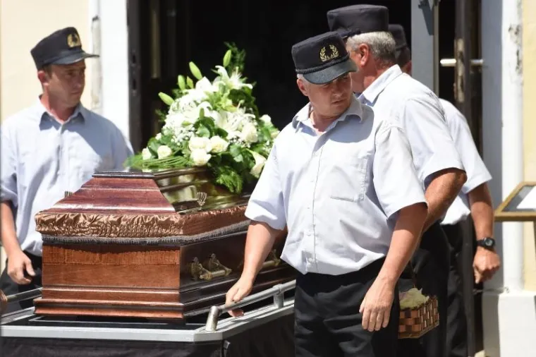 TRAGEDIJA KRAJ ZAVILA U CRNO: Obitelji i prijatelji se oprostili od omiljenog varaždinskog bajkera