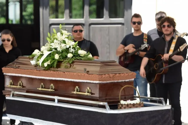 Posljednji ispraćaj 30-godišnjeg Nikole Tureka kojeg je nožem ubila bivša djevojka