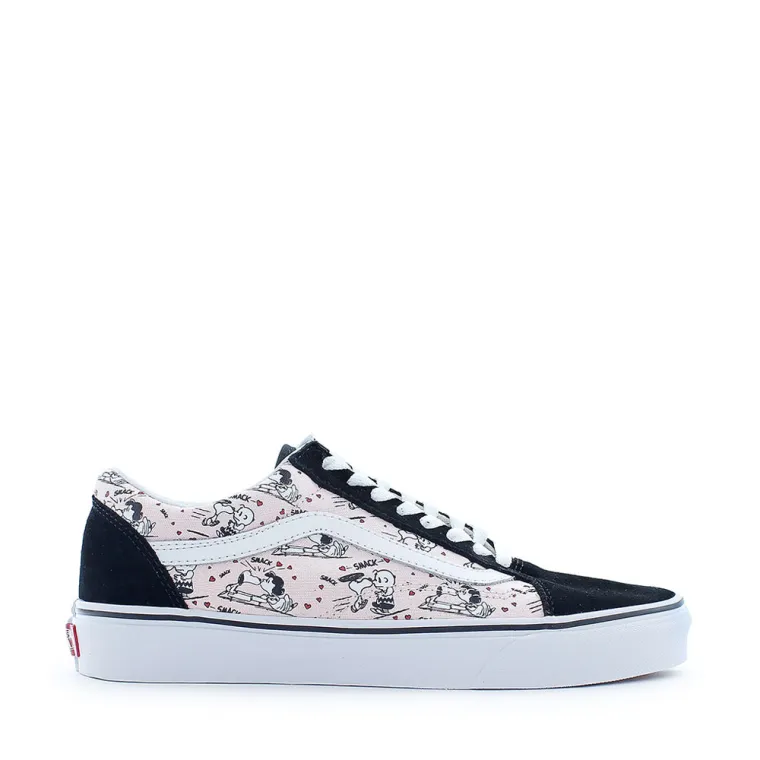 Oduševljene smo tenisicama iz preslatke Vans Peanuts kolekcije (a i vi ih možete kupiti već danas)