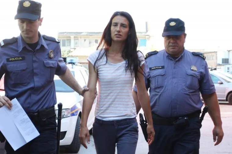 UHIĆENA IVANA ČUDE: Sumnja se da je 27-godišnjakinja nožem na smrt izbola 14-godišnju Zadranku