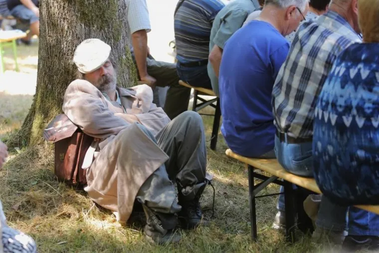 SVEČANA PROSLAVA U BREZOVICI: U &scaron;umi pokraj Siska obilježen je Dan antifa&scaron;ističke borbe. Stigli brojni političari, ali ne i državni vrh